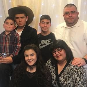 Meet your Posher, Lea